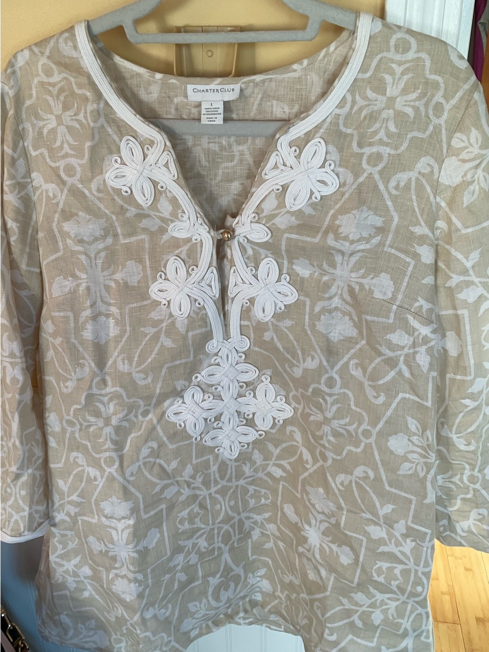 Charter Club Cream Linen-Blend Tunic with White Embroidered Applique